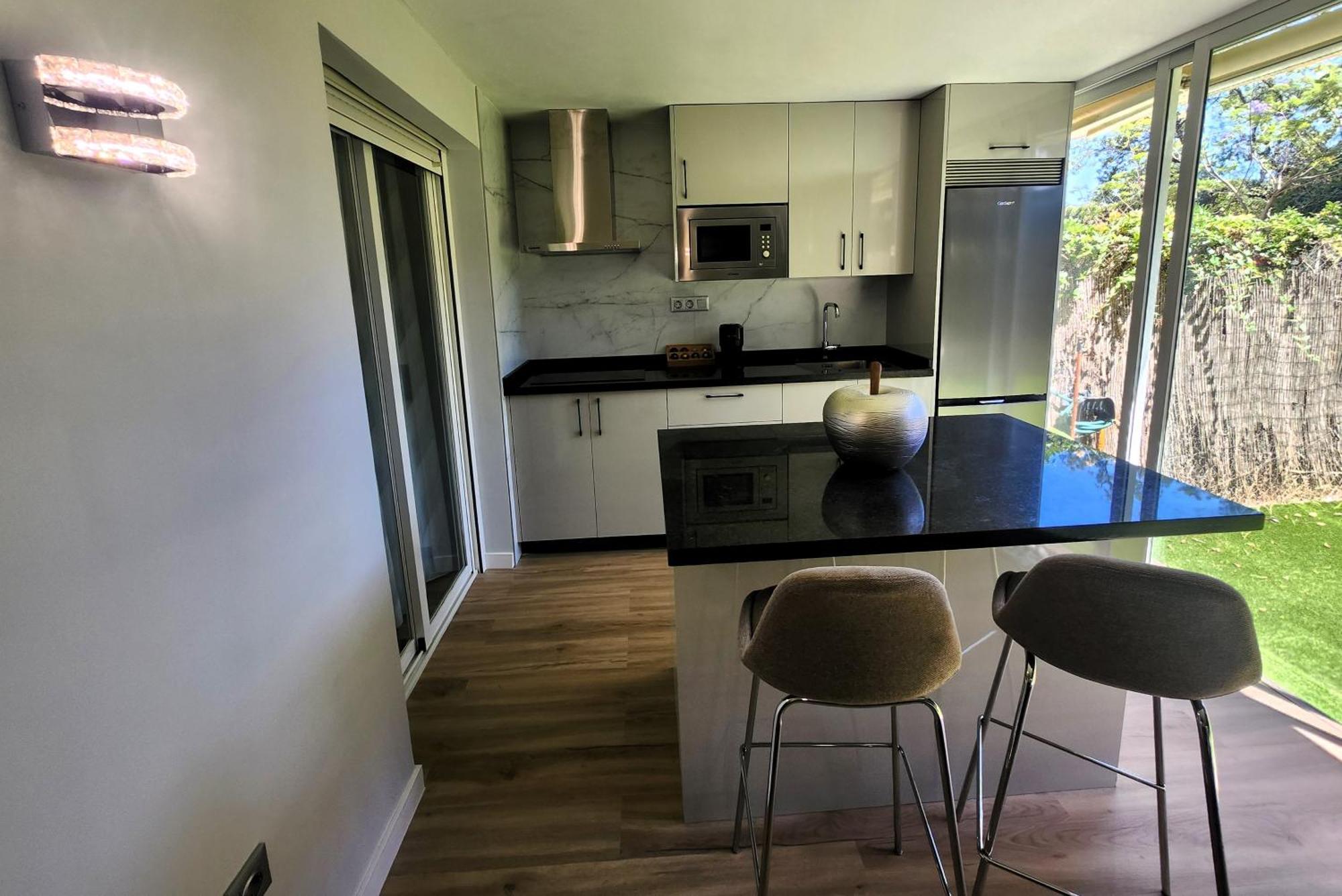 Ansa Beach Apartment - Cabopino, Marbella - Garden Level Exteriér fotografie